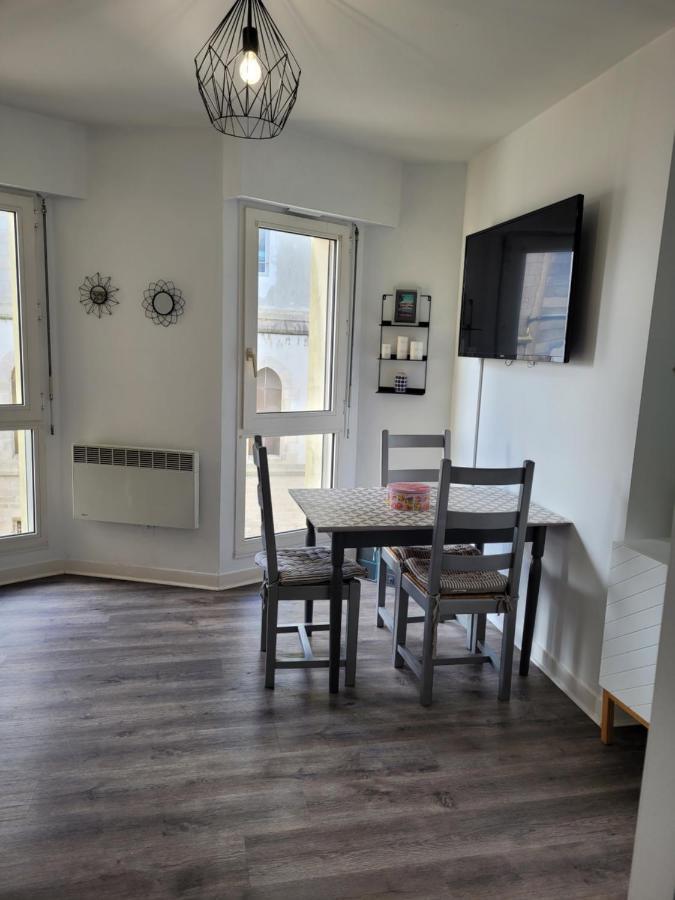 Charmant Appartement Au Coeur Du Centre Ville 캥페르 외부 사진